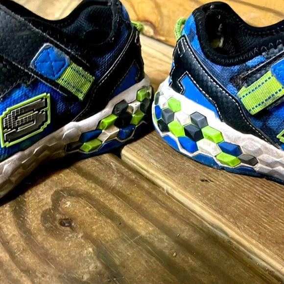 Boys Minecraft Sketchers sneakers - Picture 5 of 5